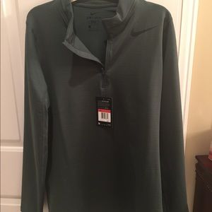 Nike Pullover NWT